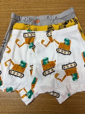 Toddler Boys Boxer Briefs with Yellow Excavator Print - White/Yellow/Grey